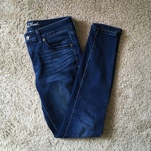 Universal threads size 4 jeans